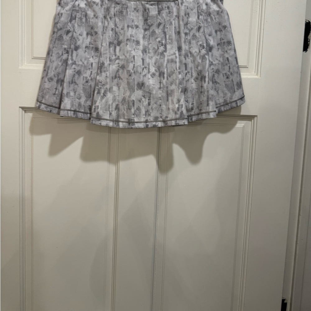 Lululemon Pace Rival Skirt 4 Tall City Breeze Alline White Multi
